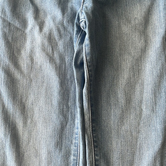 Hi, selling these incredible jeans for kids in size S. - Picture 4 of 7